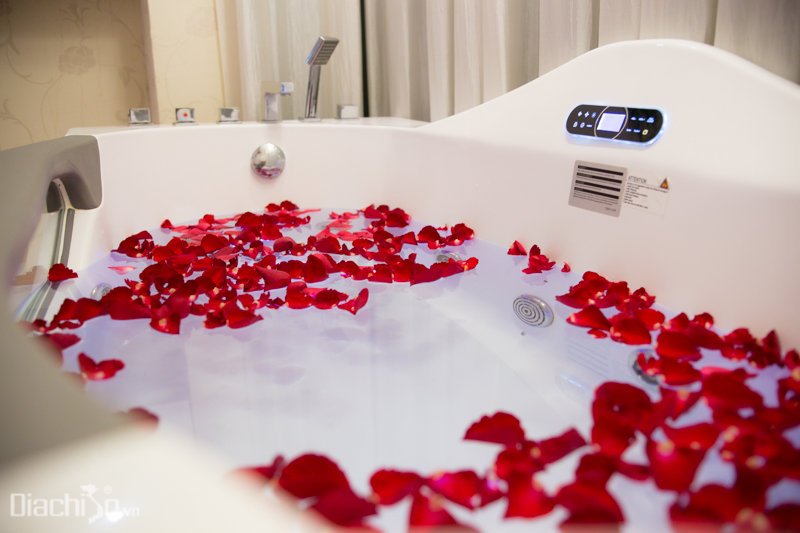 Orchids Spa áp dụng phương pháp Massage truyền thống của Thụy Điển và Thái Lan